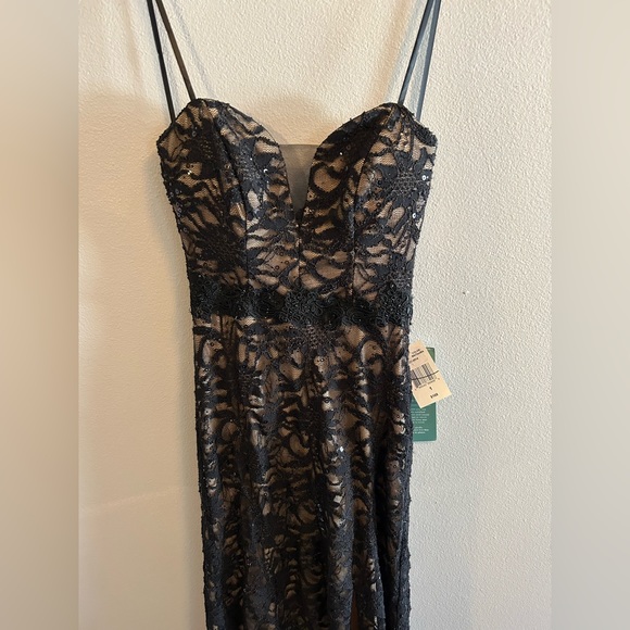 NWT black/nude lace strapless evening gown/prom dress. Perfect condition - Picture 2 of 16